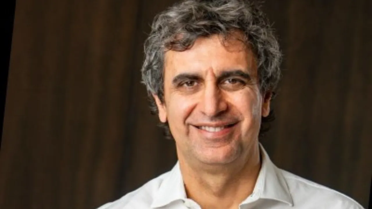 Unilever CEO says old model of broadcast branding is gone; bets on influencers and professionals