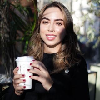 Fadwa Fakhari | فدوة فخاري