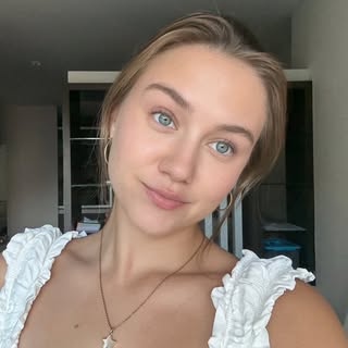 VALERIIA TROIANOVA ♥️ RUSSIAN GIRL