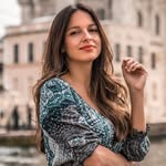 Catarina Mello | Travel Creator | LA