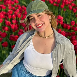 Ayat Jumaili - آيات جميلي