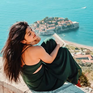 Nawfa Nurie | TRAVEL