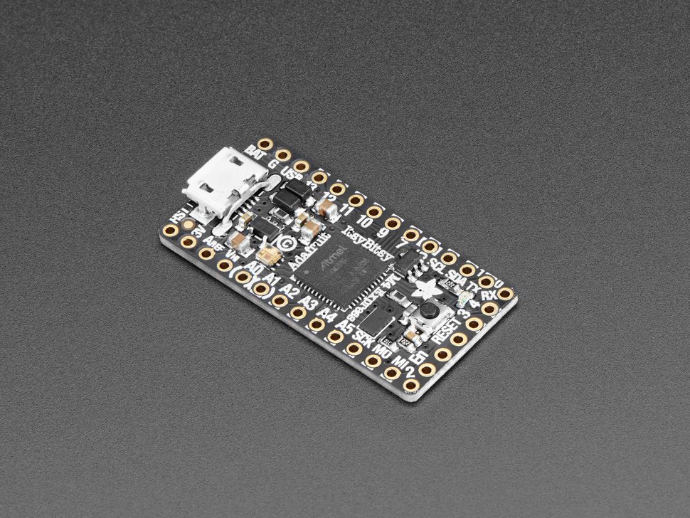 Adafruit ItsyBitsy M4 Express