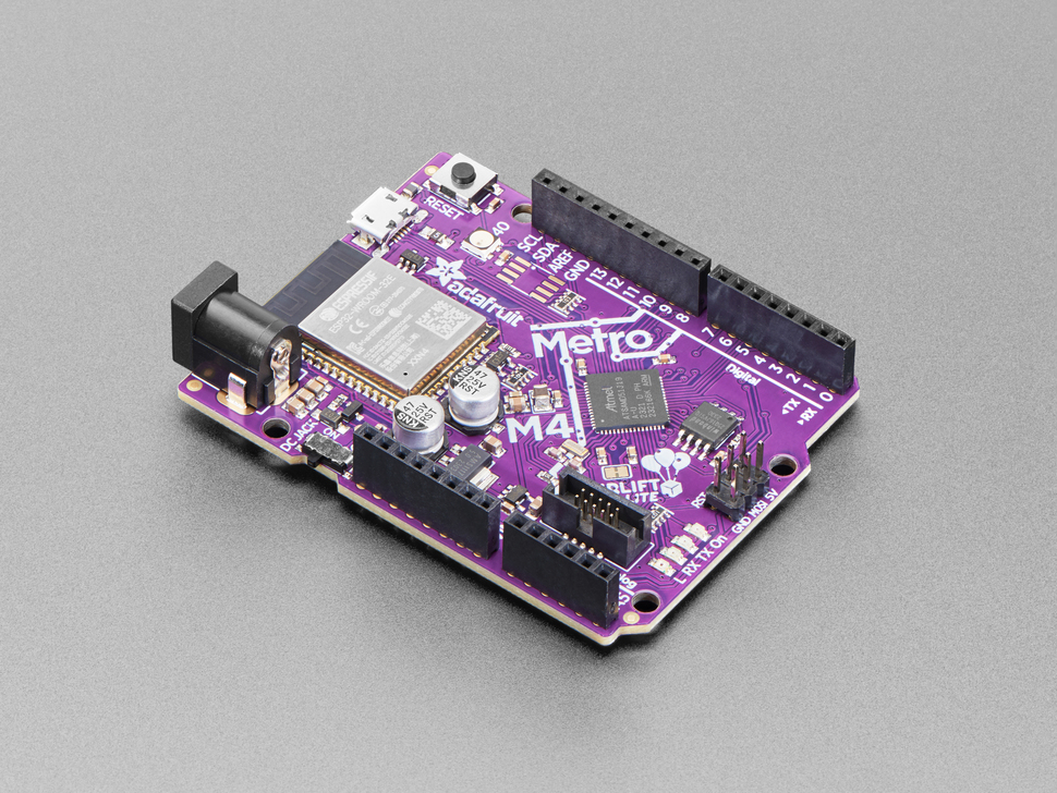 Adafruit Metro M4 Express AirLift
