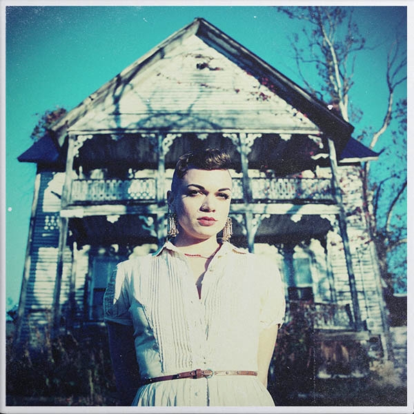 Little Mae - Over The Hill And Through The Woods (7" Single)