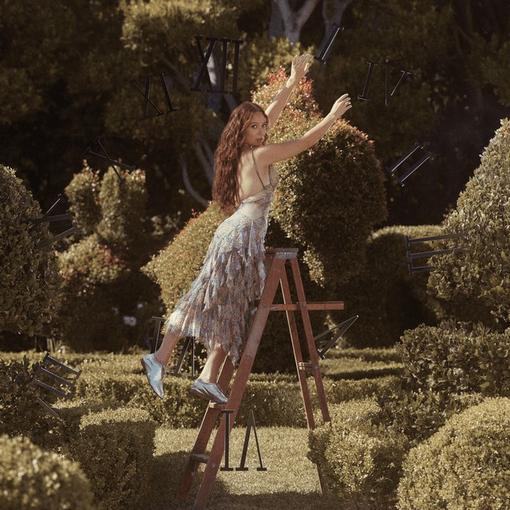 Laufey - A Matter Of Time: The Final Hour (2 LP) (Coloured Vinyl)