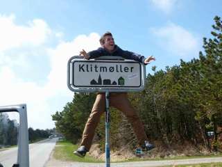 Furq bouwt feestje in Klitmoller