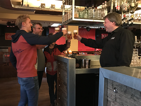 28-6, Laatste borrel van het college jaar!