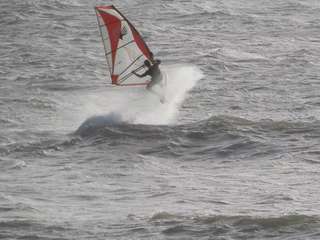 Berend (PKN) klapt de golven in Marokko