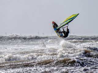 Afgelopen weekend was er veel wind en dikke bakken op IJmuiden!
