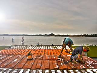 VB: ME klussen, surfen en chillen