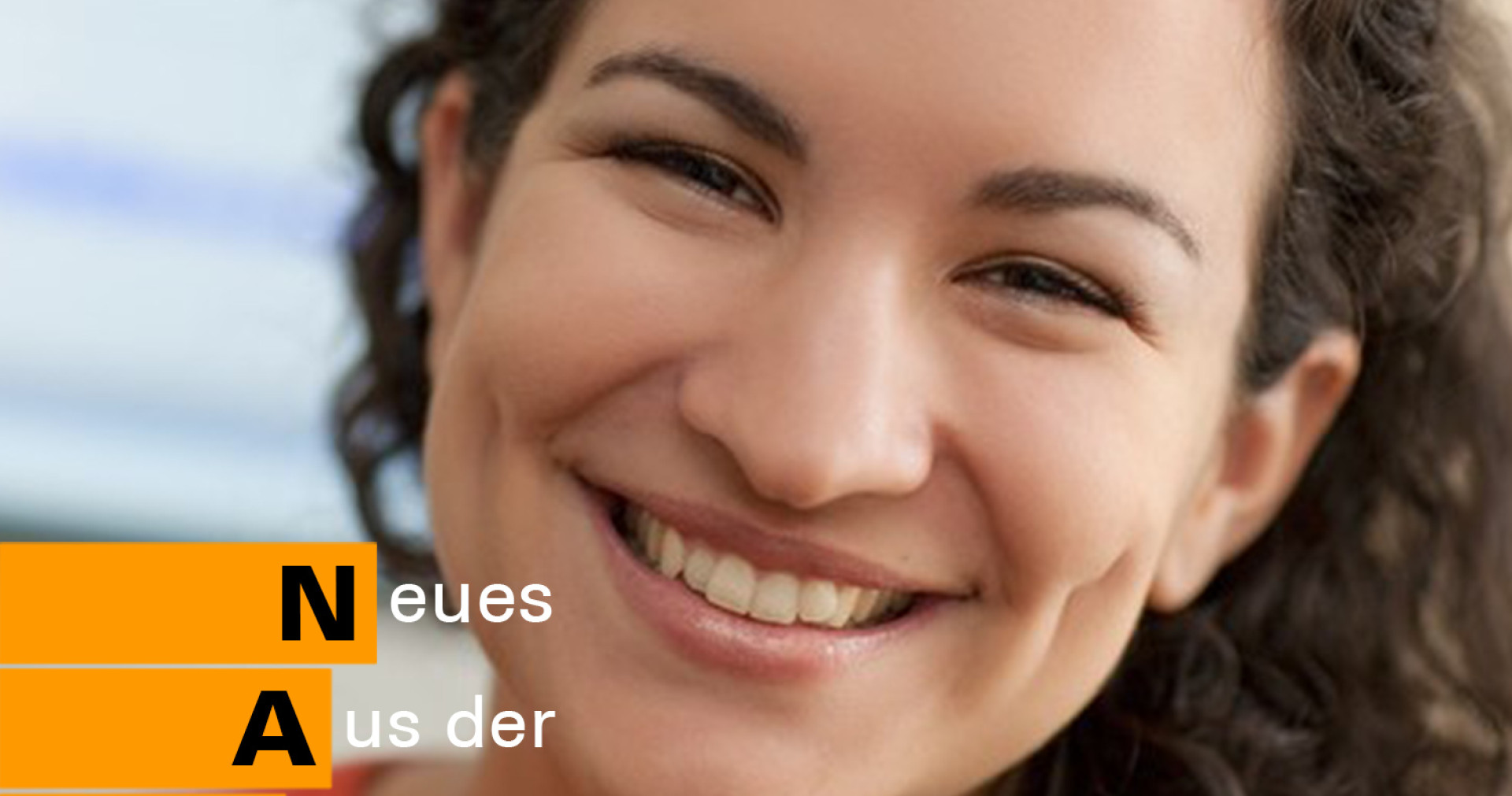 Larissa Vassilian, kann man mit einem Deutschlern-Podcast Geld verdienen?