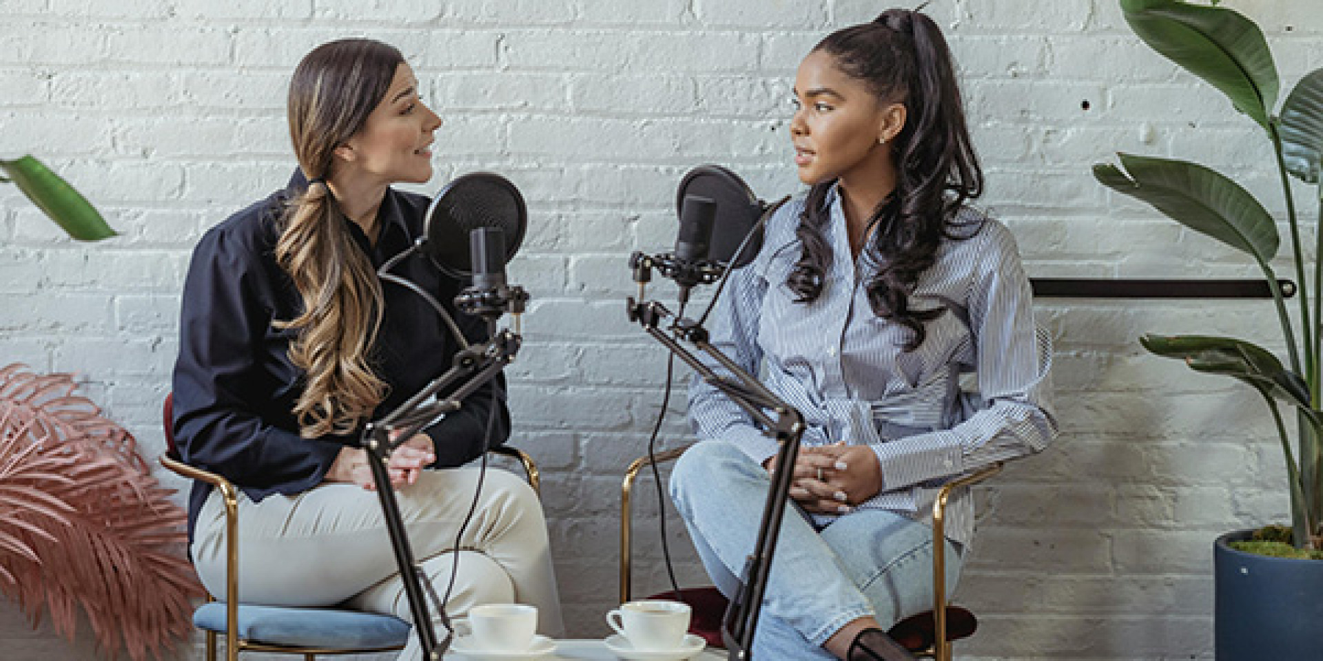 Promi-Podcasts: Zwischen Alltag, Herzschmerz und Glamour