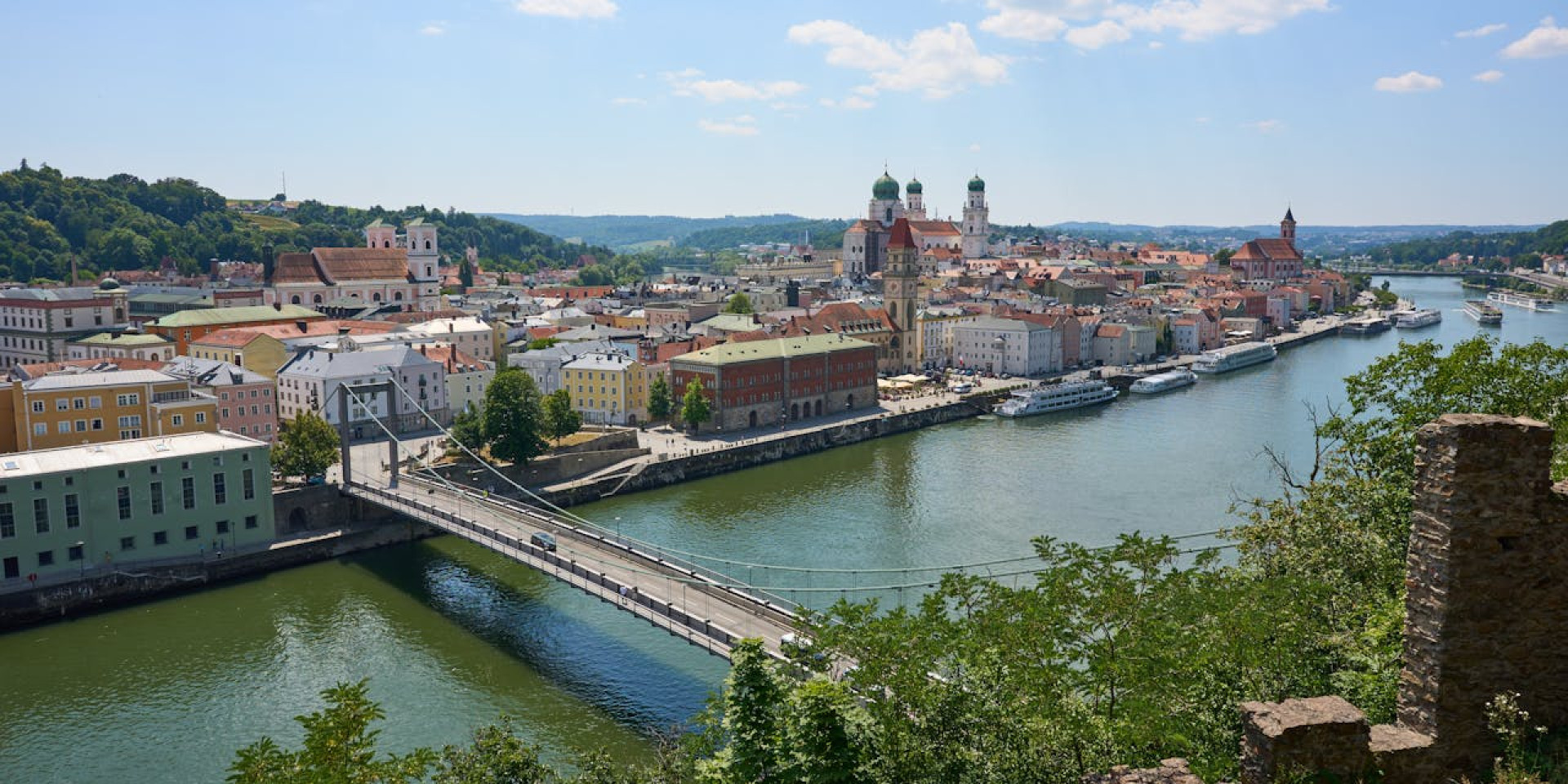 Podcast 'herent & drent' verbindet Deutschland und Österreich