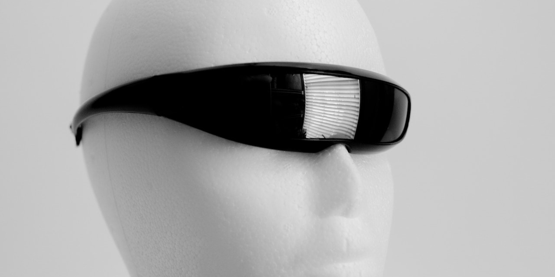 Diese KI scannt Podcasts auf Fehlinformationen