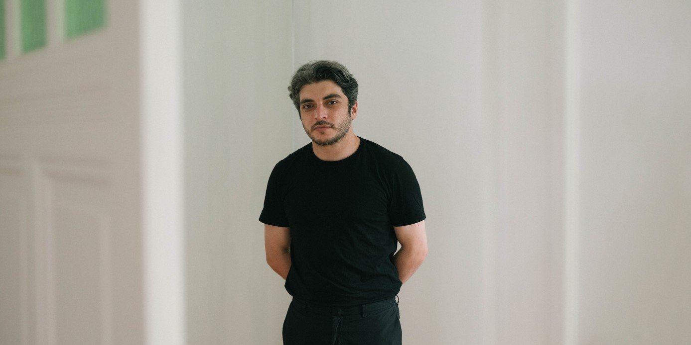 Verschwörung und Missbrauch: Khesrau Behroz im Interview zum neuen Undone-Podcast