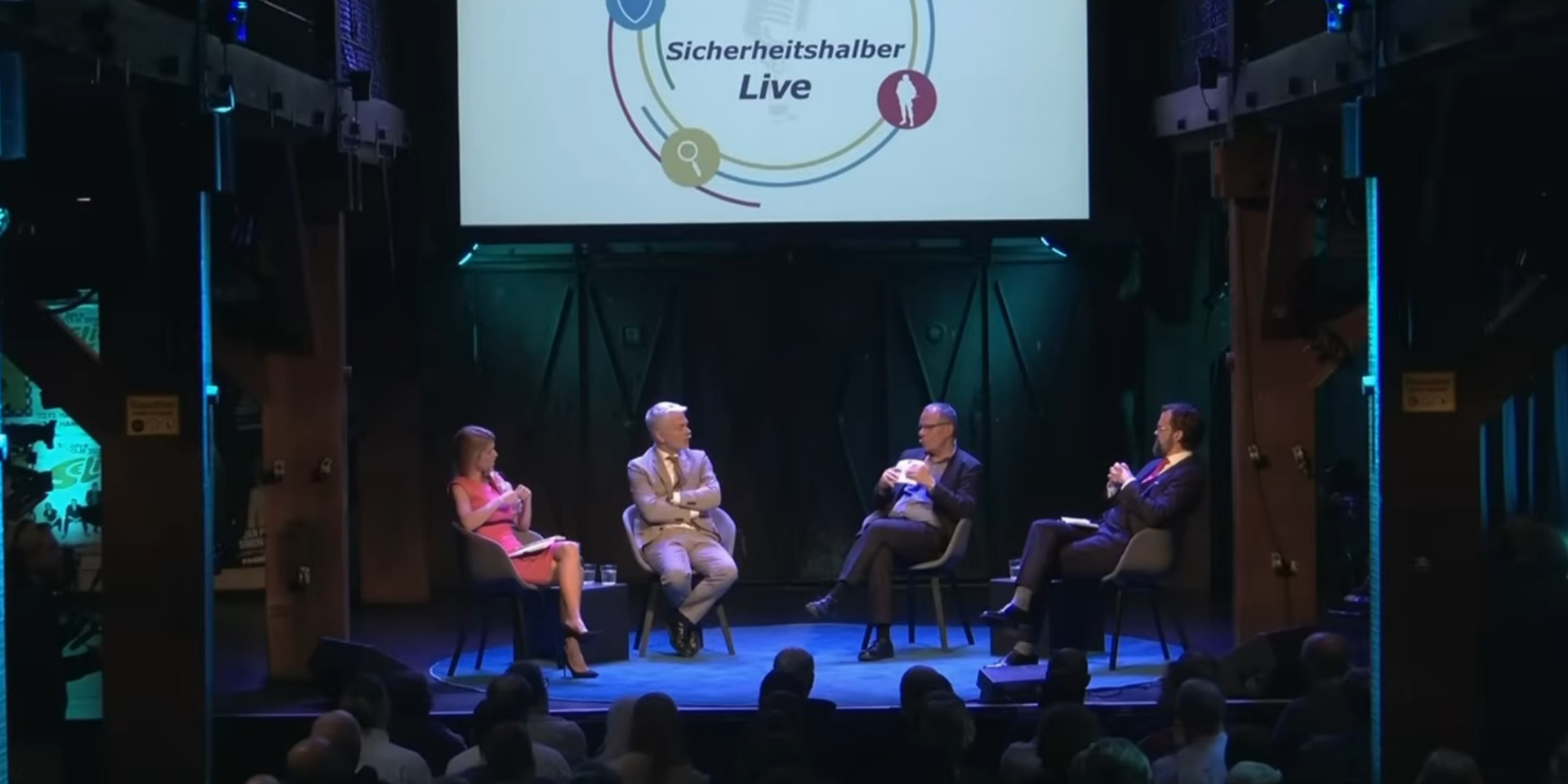 Zwischen Krieg und Frieden: Was charakterisiert das Dazwischen?