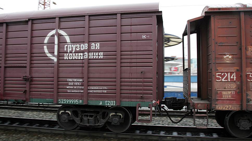 Россия в ответ запретила использование украинских вагонов