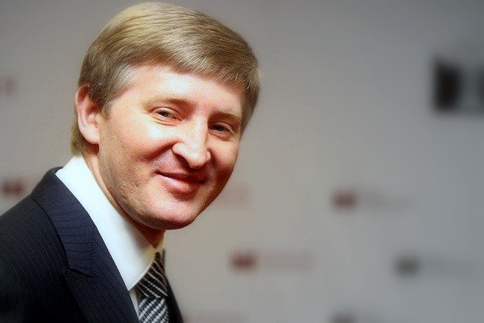 Компания Ахметова отсудила 4G-лицензию
