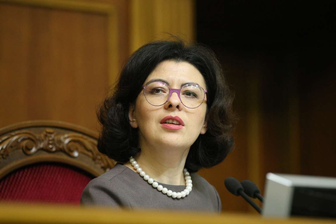 Віце-спікер парламенту Сироїд закрила роботу Ради і розпустила нардепів до 20 вересня