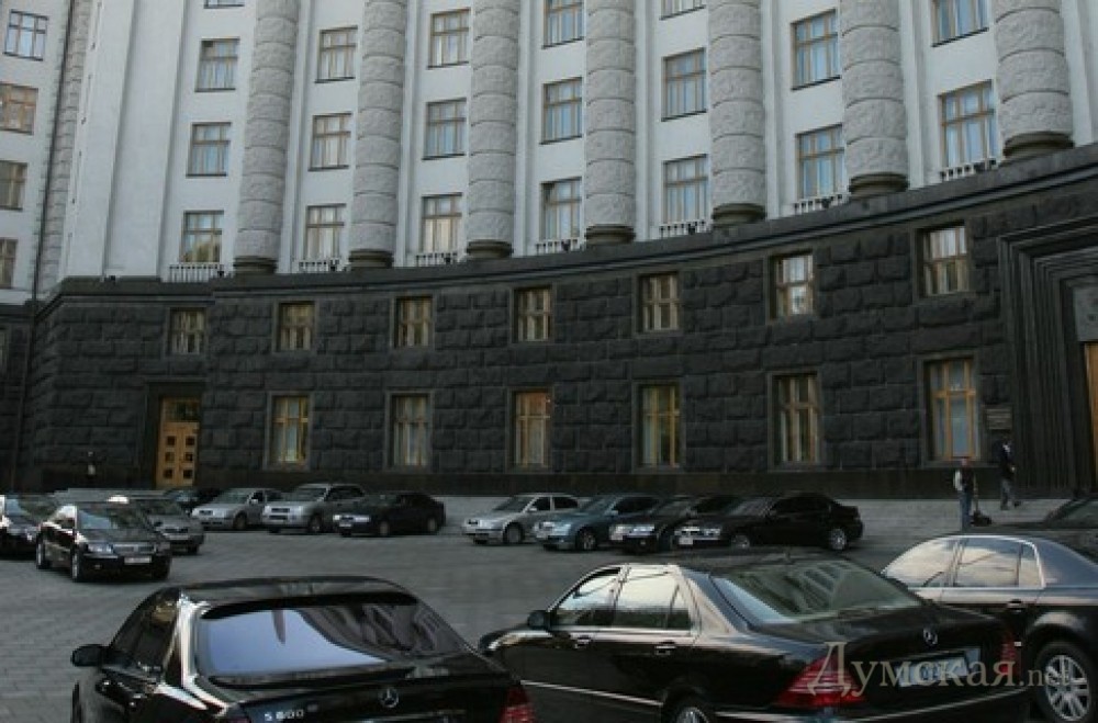 Автопарк Кабмина «съест» 33 млн грн бюджетных денег