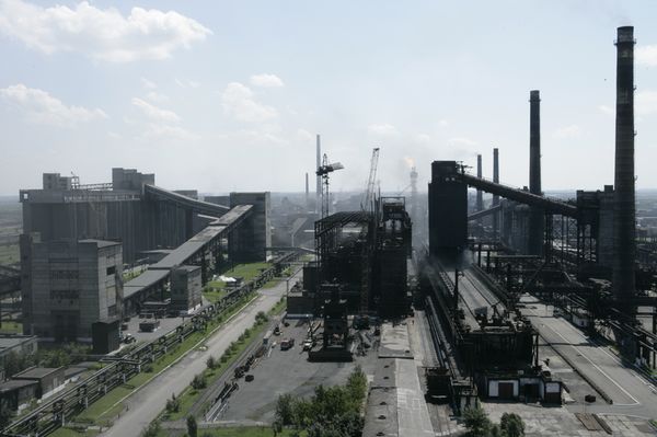 Авдіївський коксохім повністю зупинив роботу