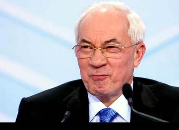 Утікач Азаров заявив про створення уряду у вигнанні