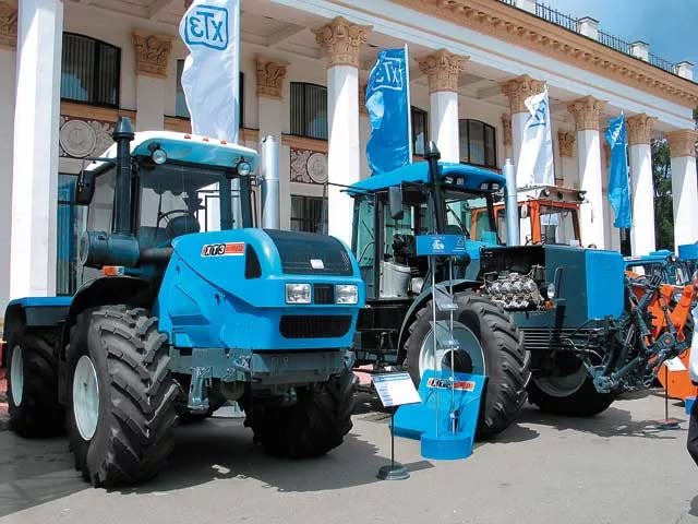 ХТЗ с момента запуска производства выпустил 302 трактора