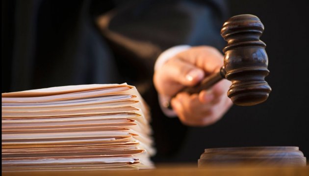 Украинские суды «завалены» разрешениями на похороны