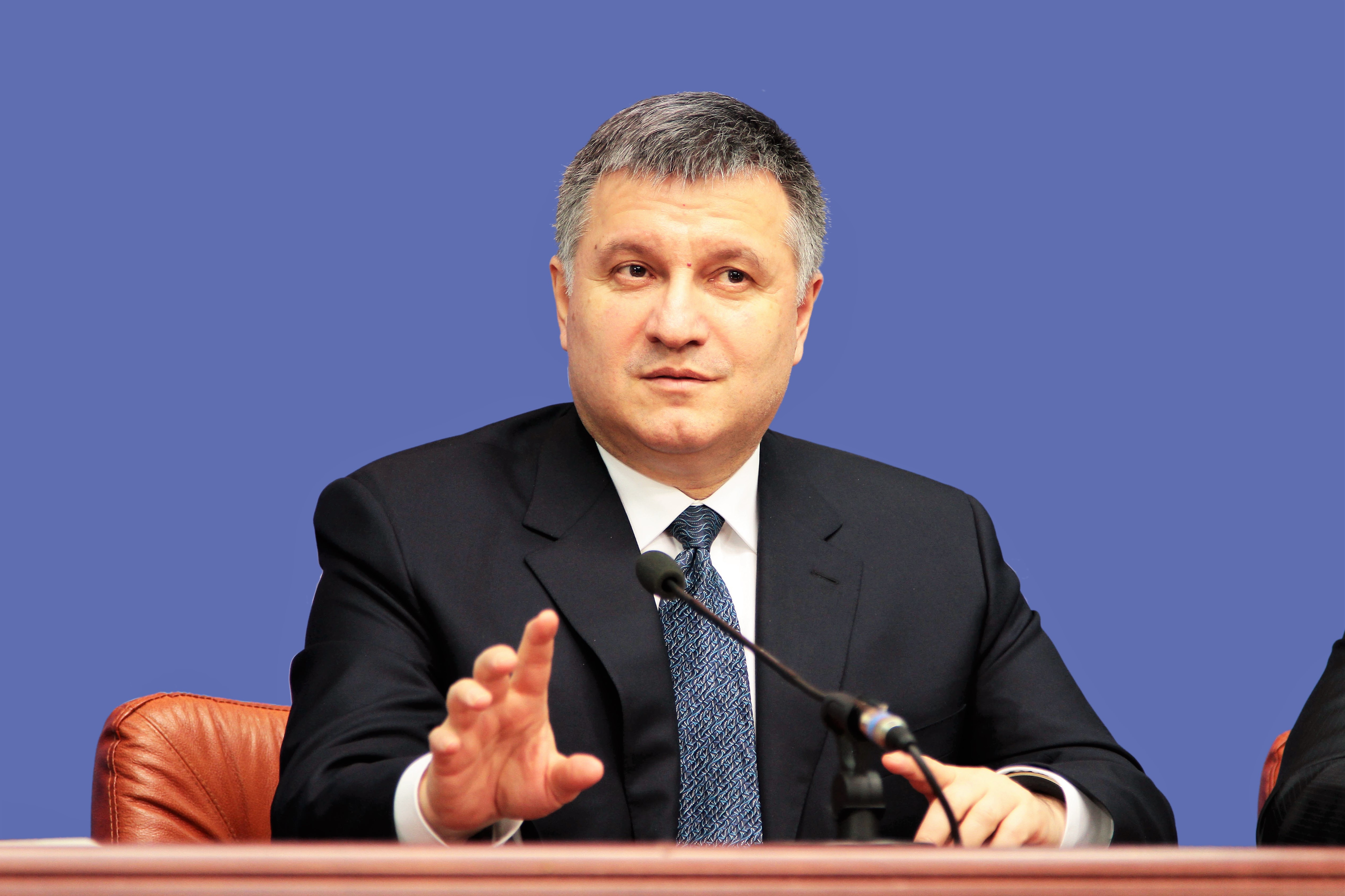 Арсен Аваков презентовал послам стран G7 Стратегию деоккупации Донбасса