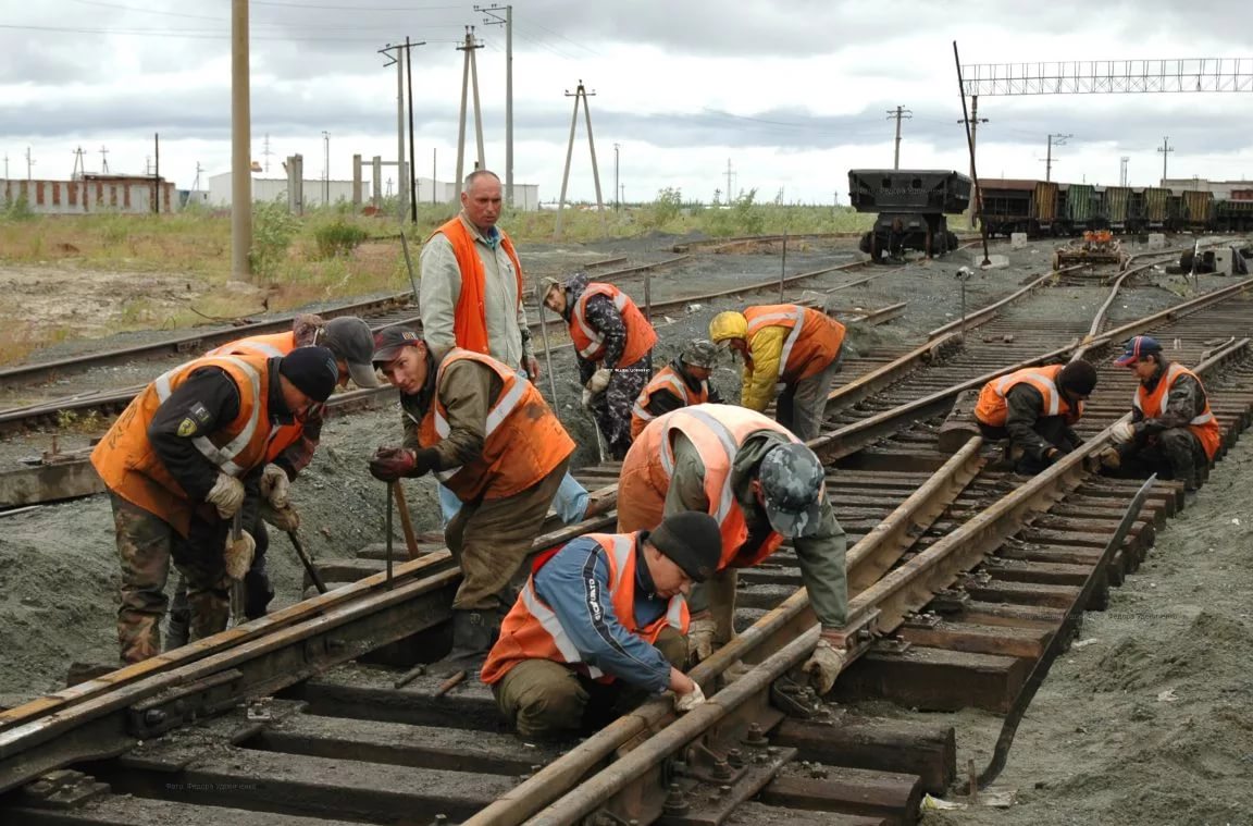 Придніпровські залізничники відремонтували понад 175 км колії