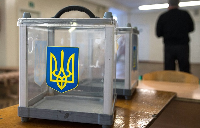 У другий тур президентських виборів проходять Порошенко і Тимошенко – Соцопитування