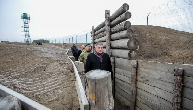«Стену» на границе с Россией построили почти наполовину