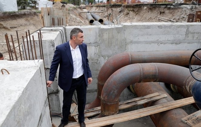 Киев подписал меморандум о привлечении кредитов на ремонт теплосетей на $100 млн