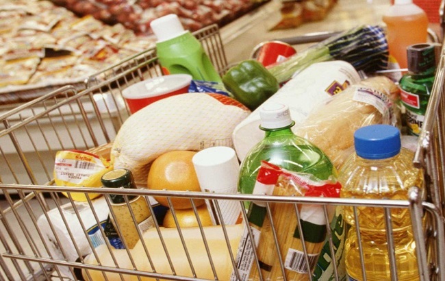 Цены на продукты потребительской корзины в январе подскочили на 2%