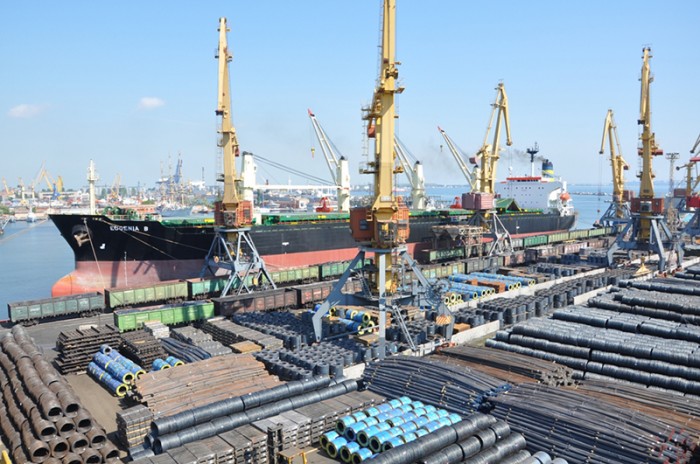 Экспорт руды через морские порты в январе-феврале вырос почти на 45%