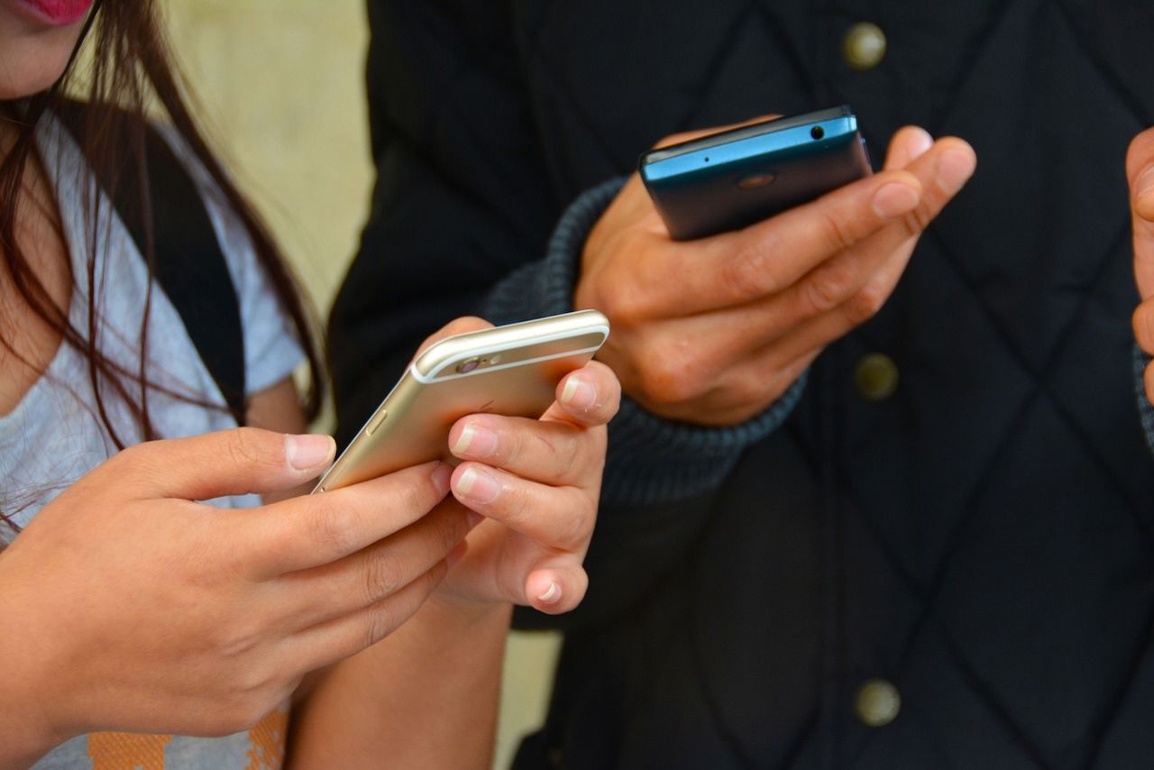 «Сірі» мобілки збираються відключати по IMEI