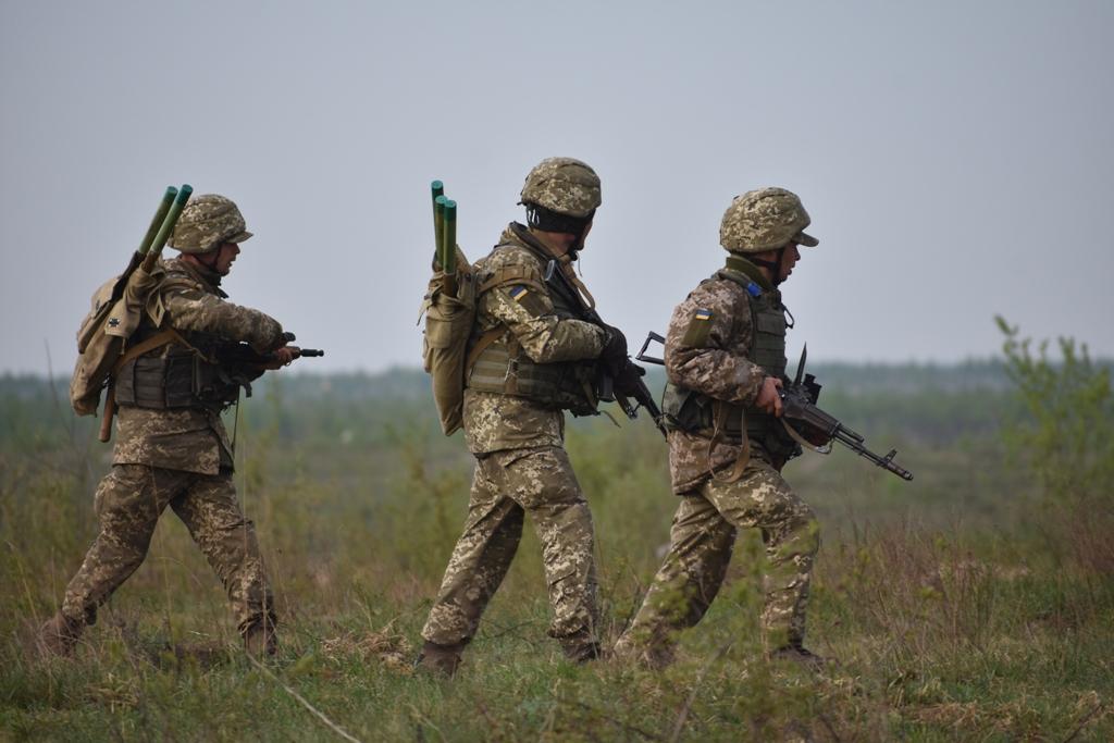 Военнослужащим будут засчитывать периоды службы в страховой стаж