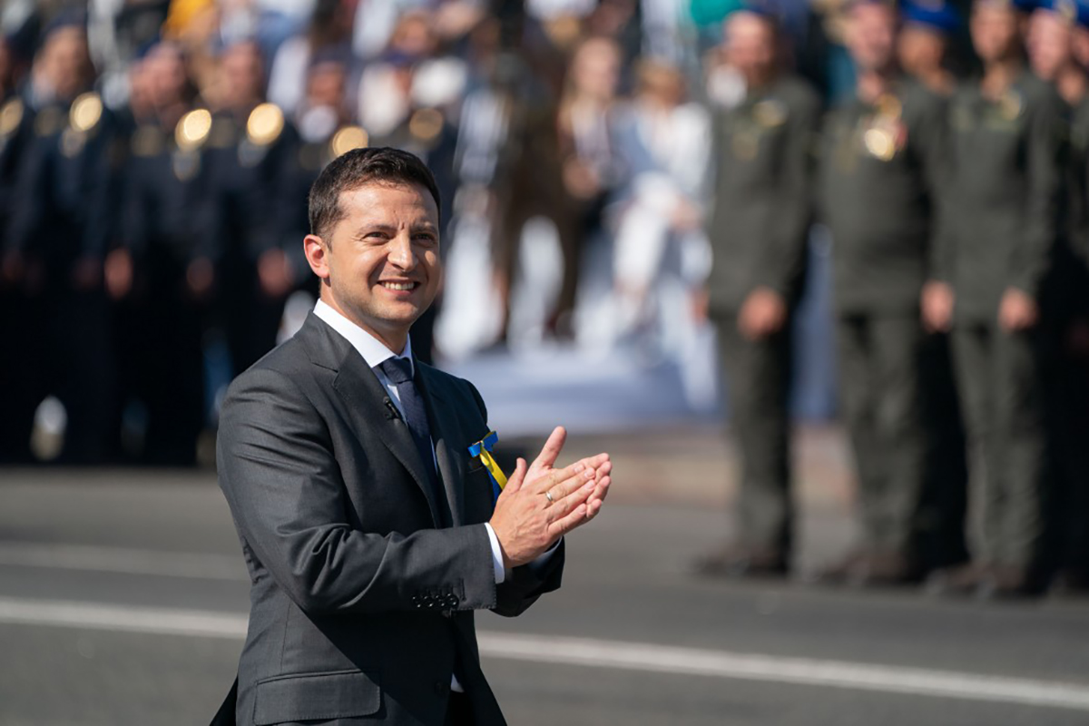 Цифра дня: 100 днів Володимир Зеленський перебуває на посаді глави держави. Які обіцянки він зміг виконати і над чим продовжує працювати