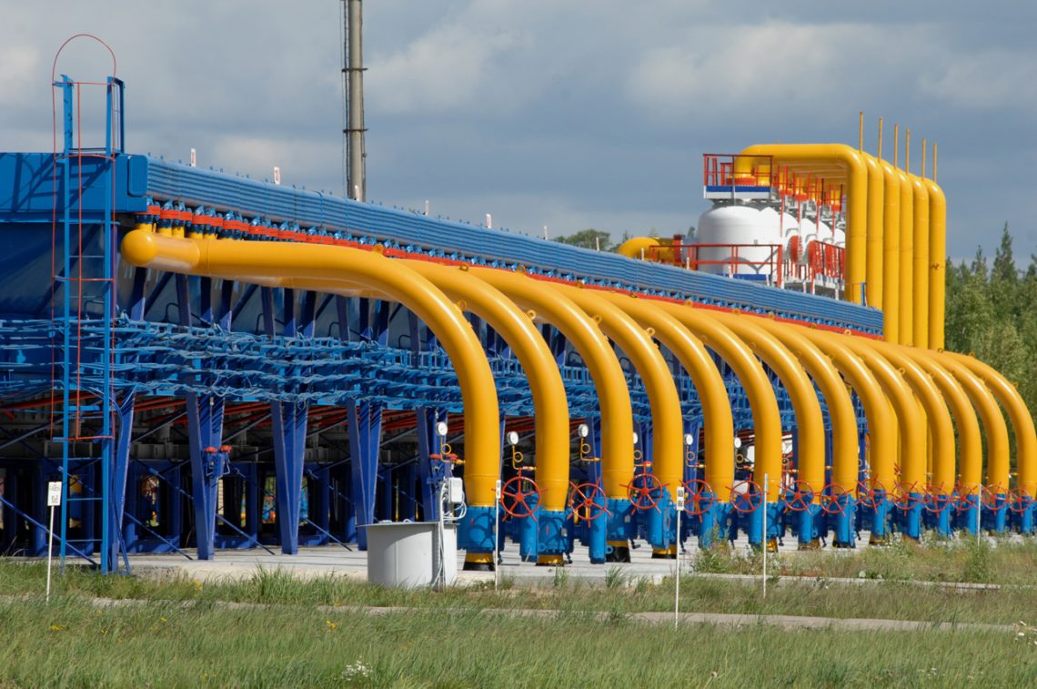 Медленно, но начался импорт газа для закачки в подземные хранилища Украины