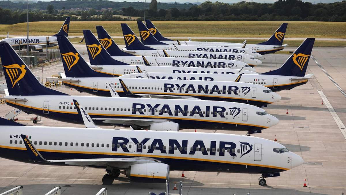 Лоукост Ryanair возвращается в Украину