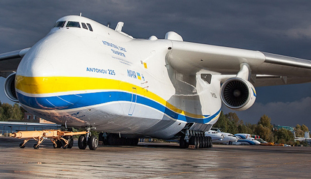Российские захватчики уничтожили самый большой в мире Ан-225 «Мрія»