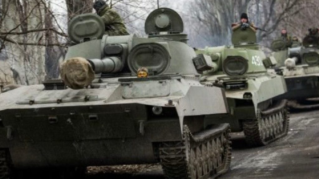 Под Лебедином на заправочной станции россиян уничтожили около 100 танков врага