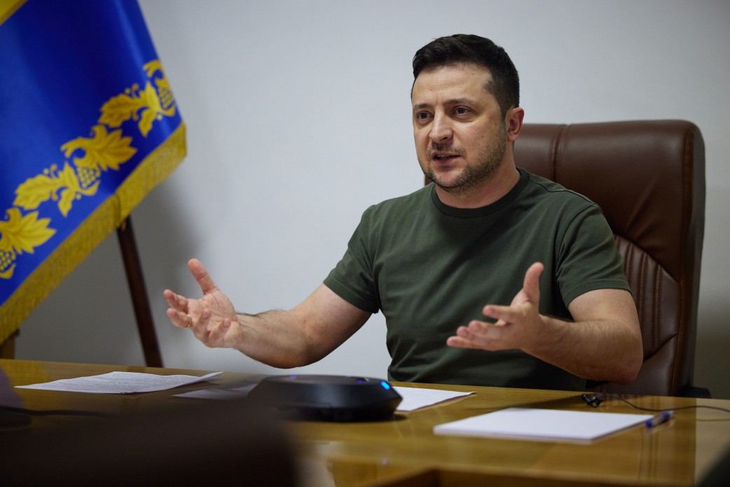 Володимир Зеленський у відеозверненні на 20-му форумі у Дохе порівняв зруйнований Маріуполь з Алеппо