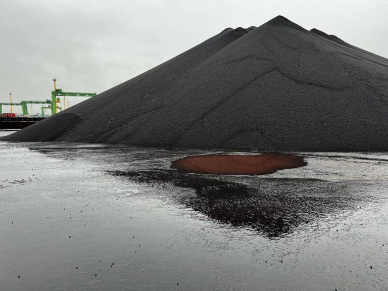 В Україні арештували залізну руду вартістю близько 1,8 млрд грн, що є у власності прокремлівського олігарха