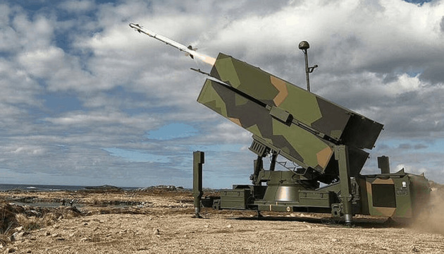 На боевое дежурство в Украине стали дополнительные системы NASAMS