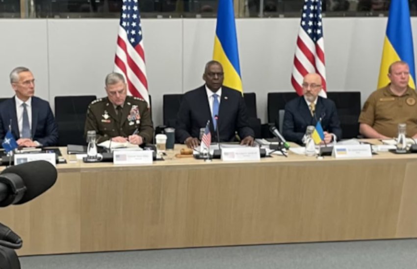 Підсумки Рамштайну-13. Країни об’єдналися для посилення української ППО та оголосили про нові пакети військової допомоги