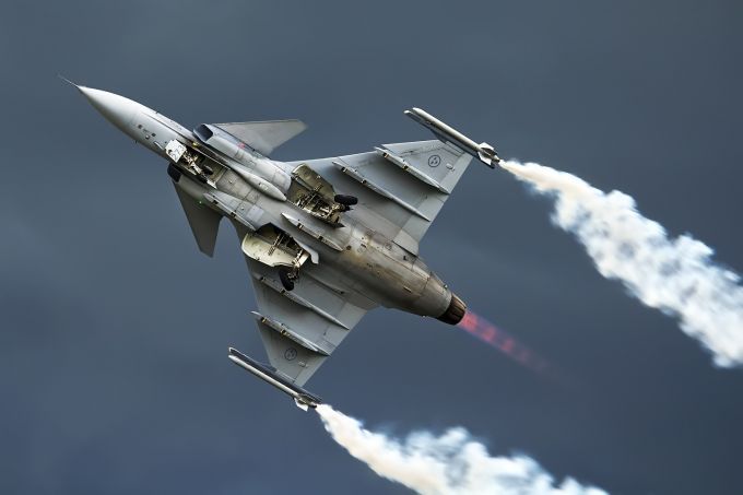 Українські пілоти випробували шведські винищувачі Gripen Українські пілоти випробували шведські винищувачі Gripen