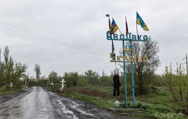 Російські війська масовано обстрілюють прифронтову Авдіївку з п’ятої ранку