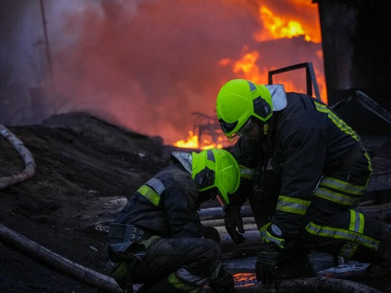 Российский дрон повредил под Одессой нефтебазу, без света более 3000 людей – Минэнерго